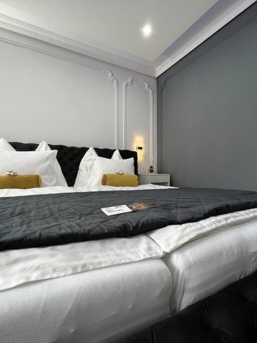 Traum Wohnung Mit Kingsize-Bett Graz Luaran gambar
